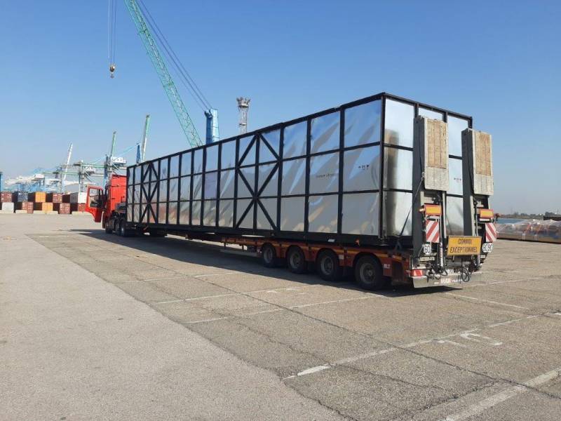 transport exceptionnel d'une chambre froide (COLD BOX) en provenance de Chine