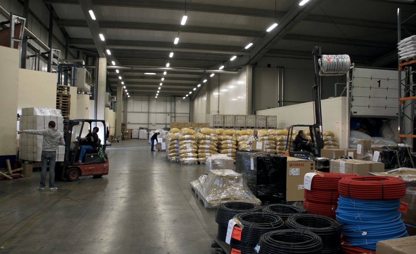 Dégroupage de fret imports