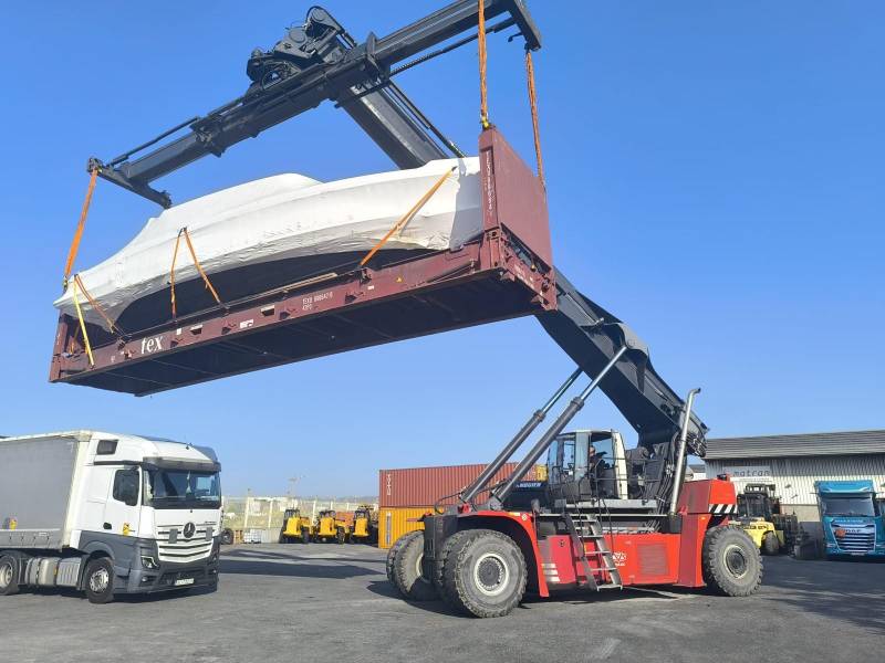 Convoi exceptionnel & empotage FLAT : notre solution logistique sur-mesure pour un bateau hors Gabarit !