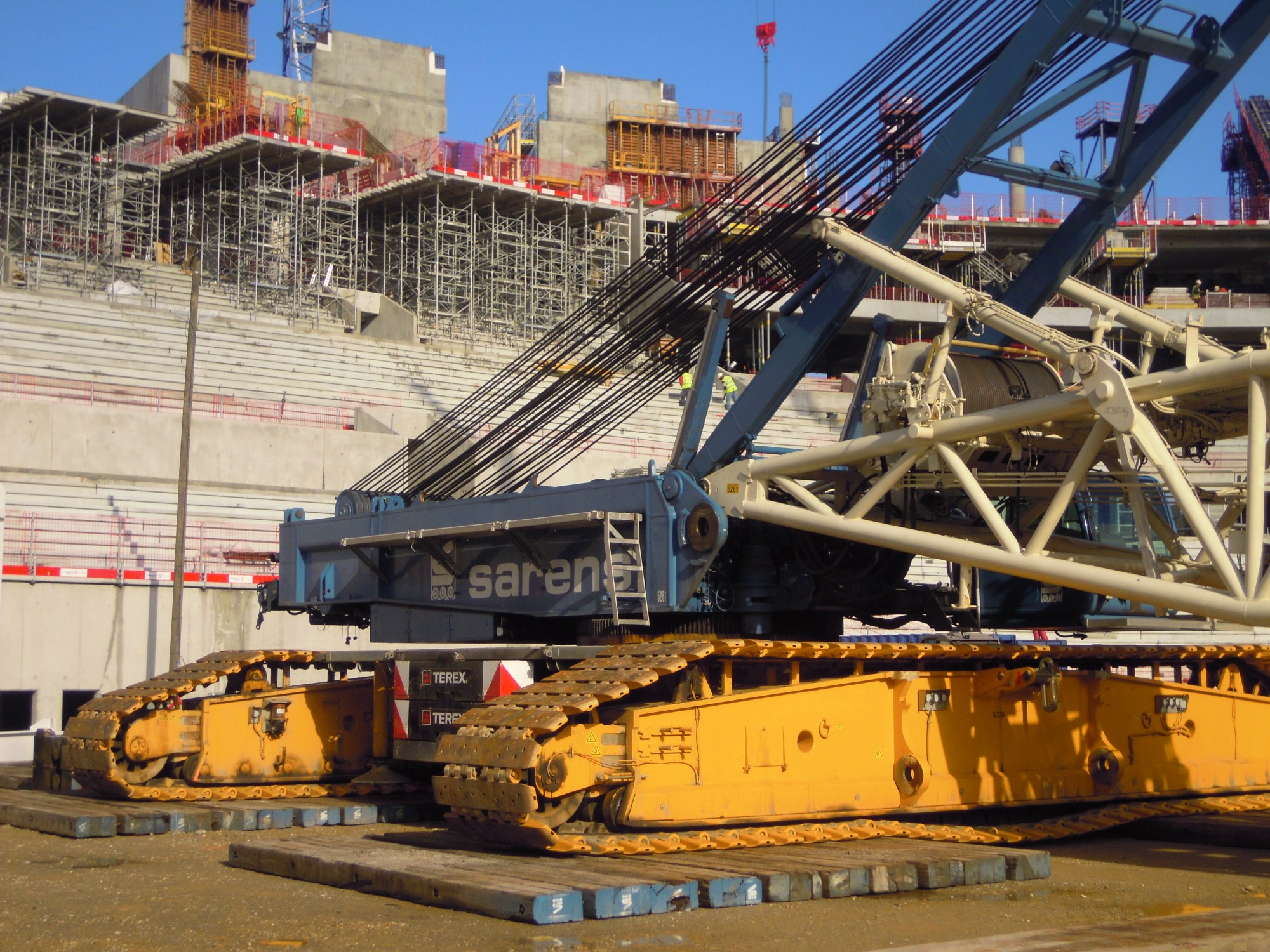 Participation au chantier du grand stade de Lyon dit Stade des Lumières.
